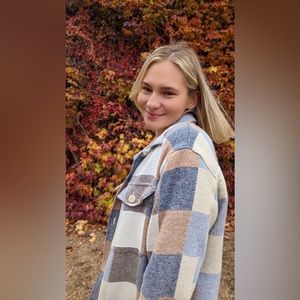 Meet your Posher, Marta